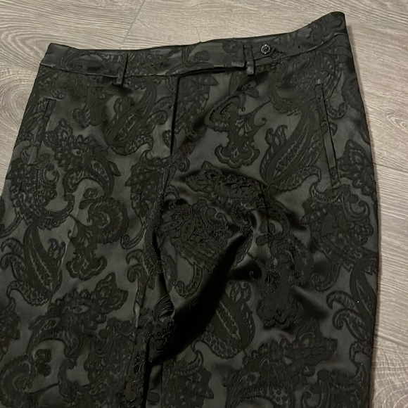 📼📼Gorgeous detailed w/lace embellishment that covers entirely size 10 - Picture 4 of 4